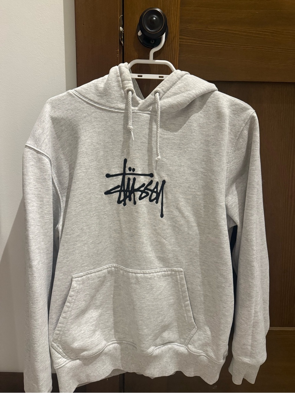 Stussy Men’s Light Gray Hoodie with Black Script Logo
